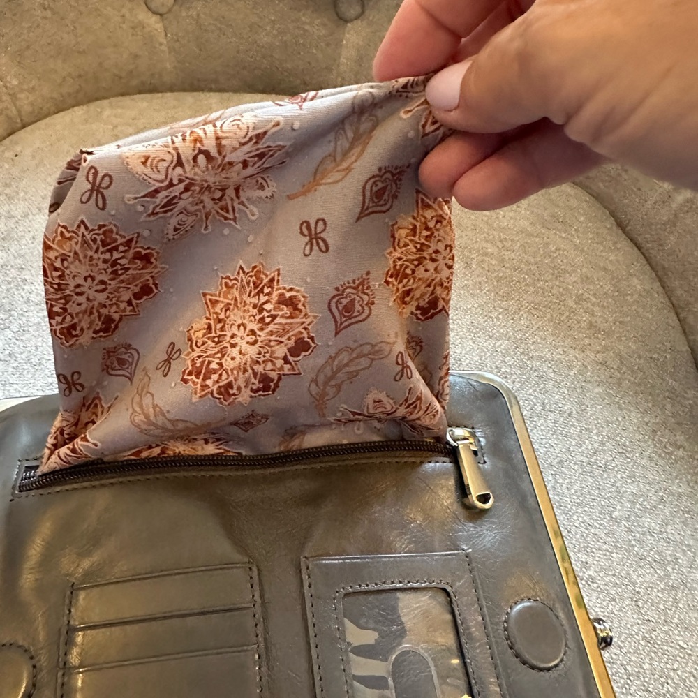 HOBO Grey Leather Clutch - Picture 5 of 8